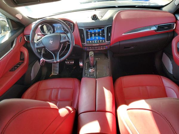 2019 MASERATI LEVANTE Sport