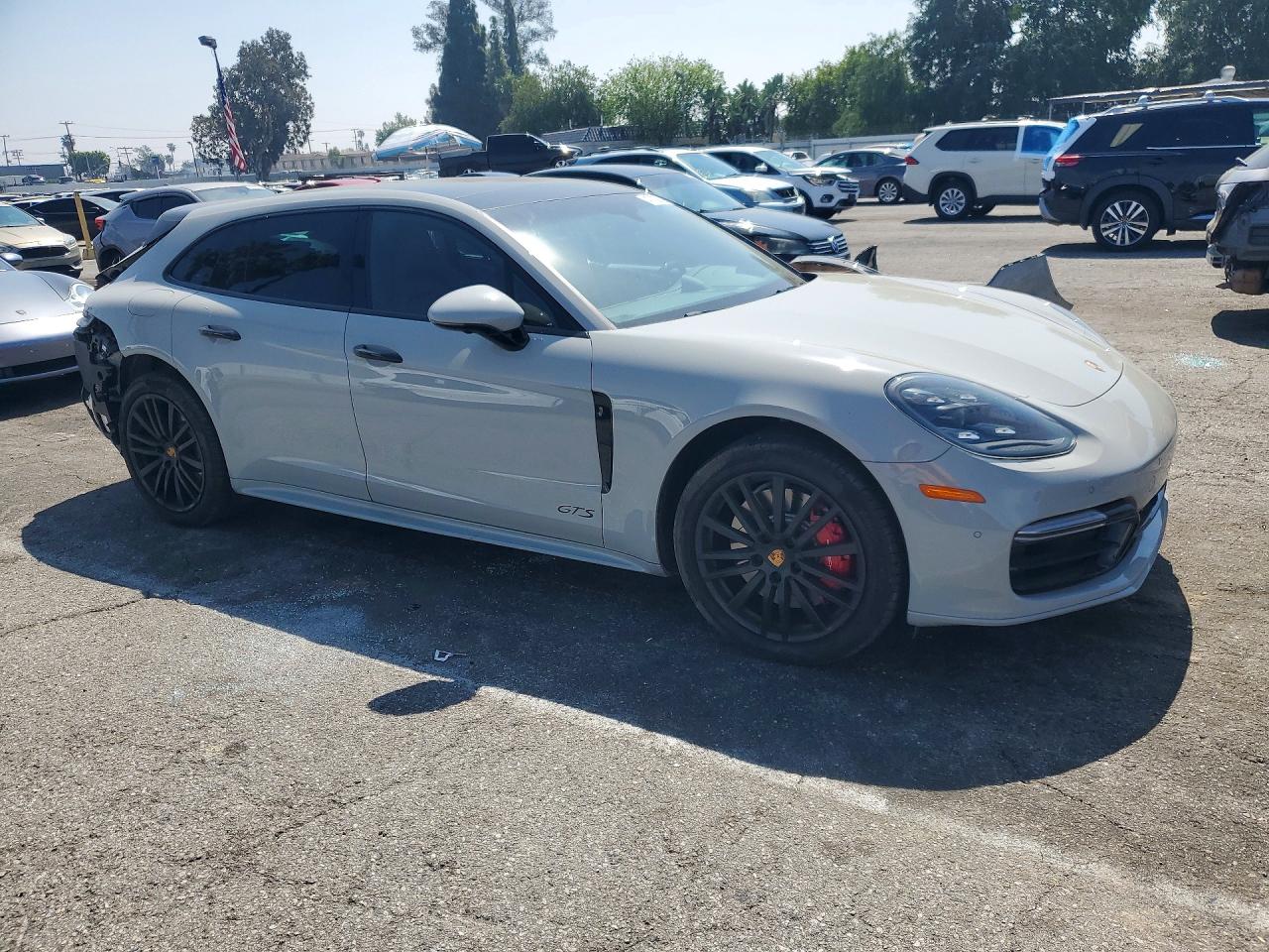 2019 PORSCHE PANAMERA GTS Sport Turismo