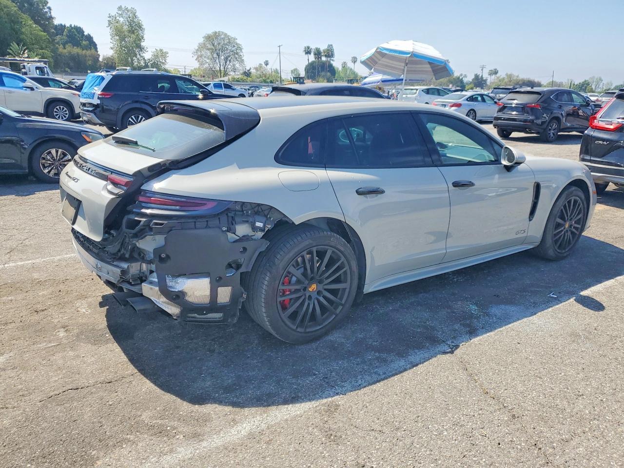 2019 PORSCHE PANAMERA GTS Sport Turismo