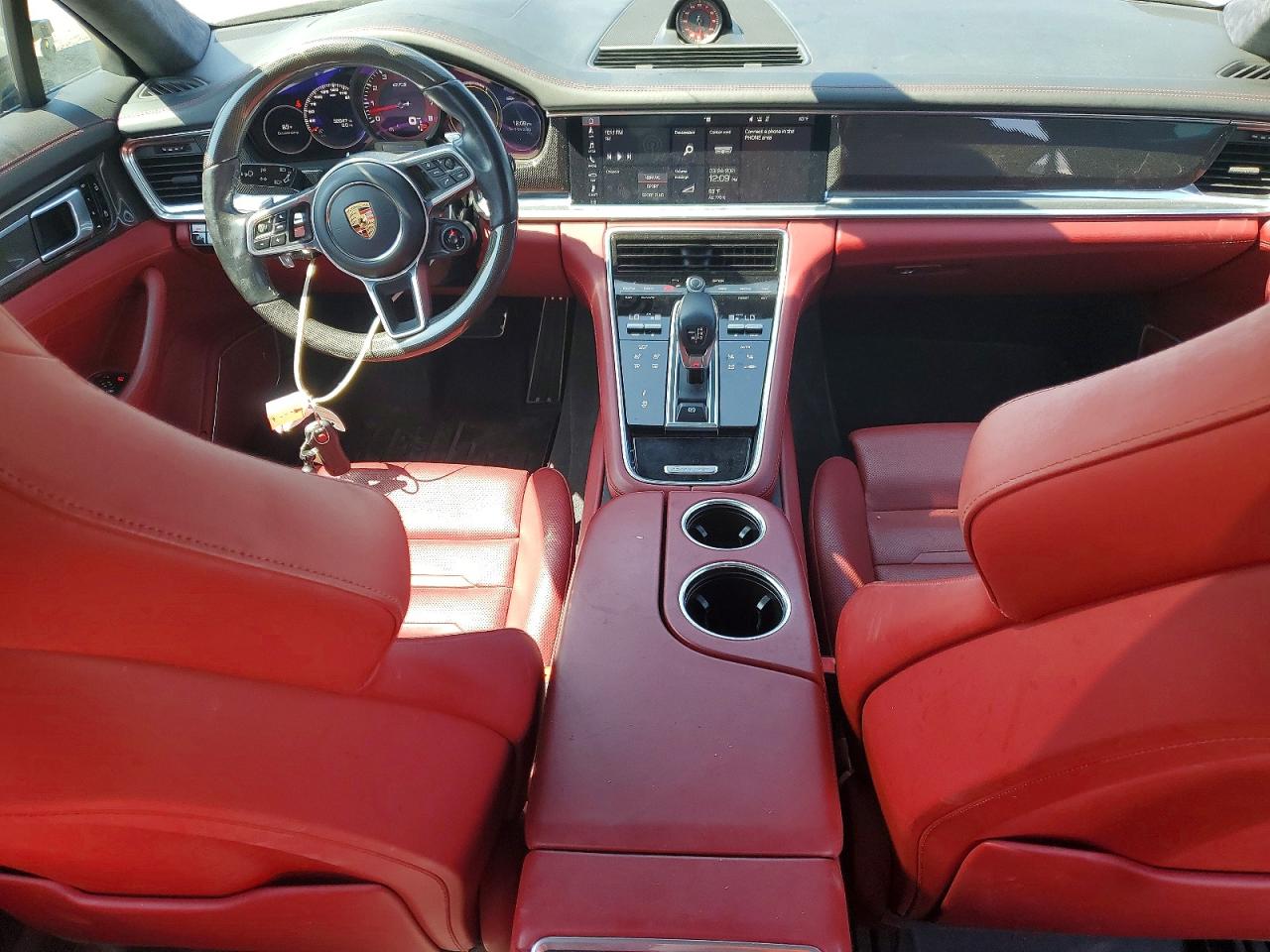 2019 PORSCHE PANAMERA GTS Sport Turismo
