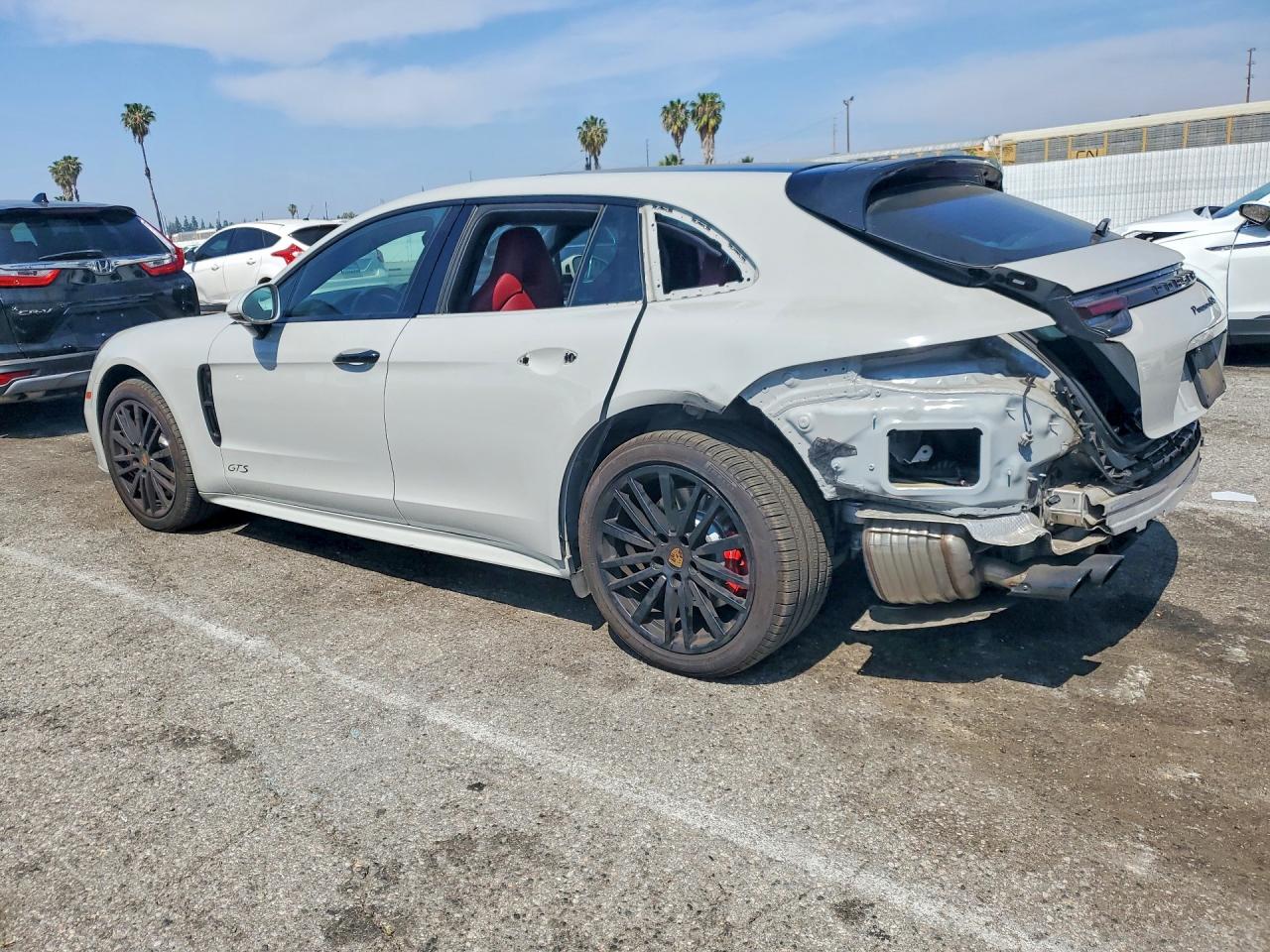 2019 PORSCHE PANAMERA GTS Sport Turismo