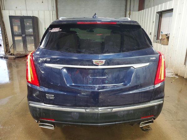 2017 CADILLAC XT5 Premium Luxury
