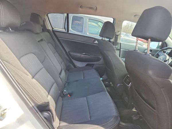 2021 KIA SPORTAGE