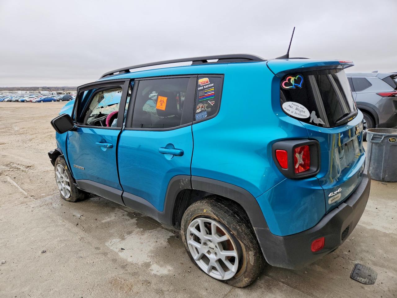 2022 JEEP RENEGADE LATITUDE 4X4