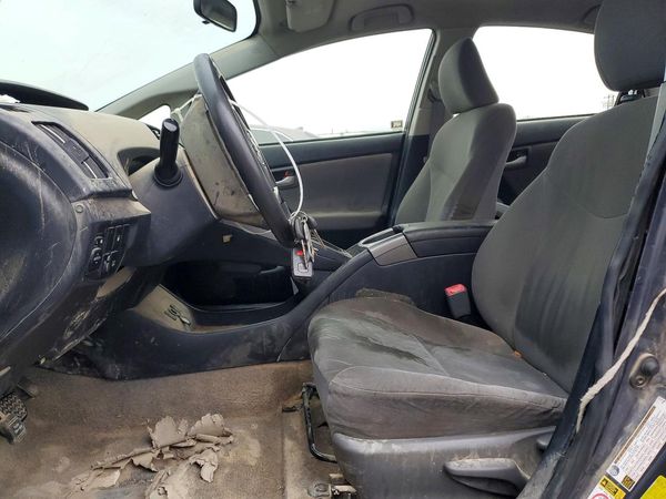 2012 TOYOTA PRIUS — DENT