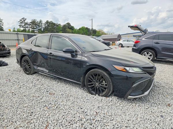 2021 TOYOTA CAMRY