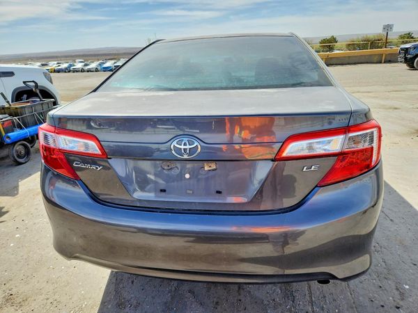 2012 TOYOTA CAMRY
