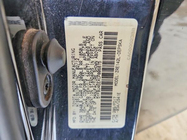 2012 TOYOTA COROLLA