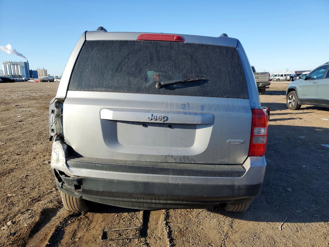 2016 JEEP PATRIOT LATITUDE FWD