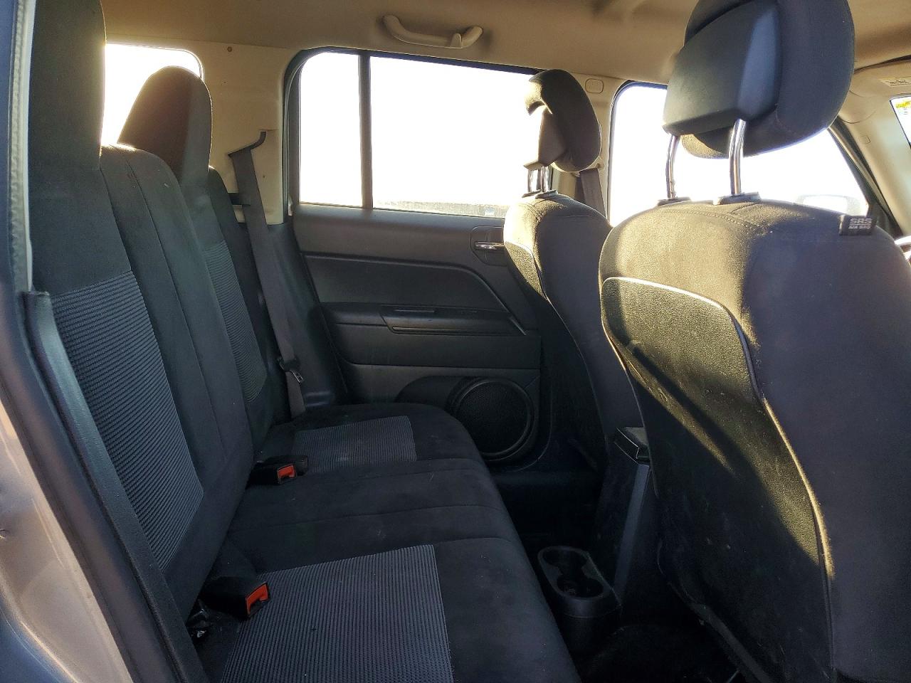 2016 JEEP PATRIOT LATITUDE FWD