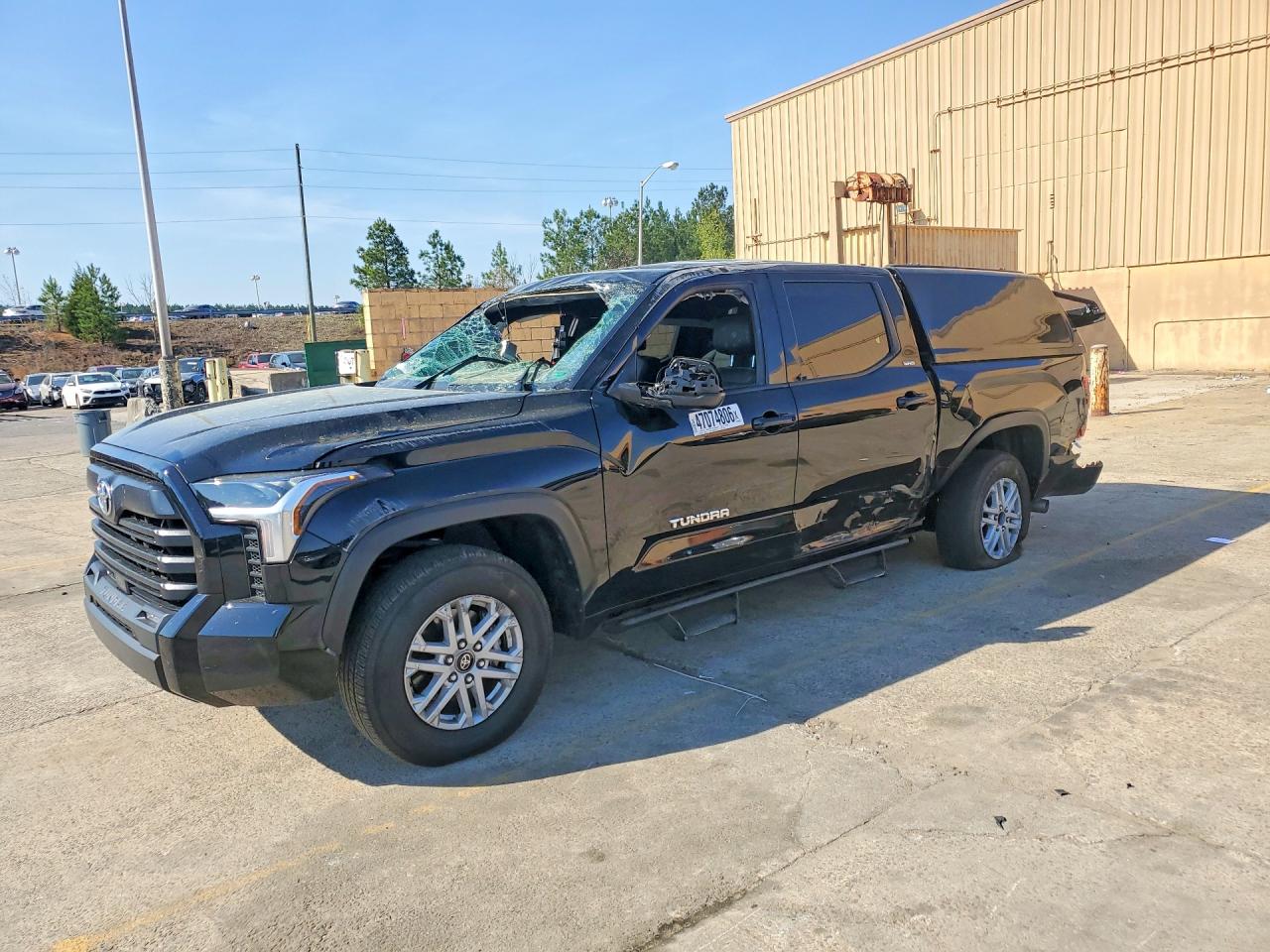 2025 TOYOTA TUNDRA SR5