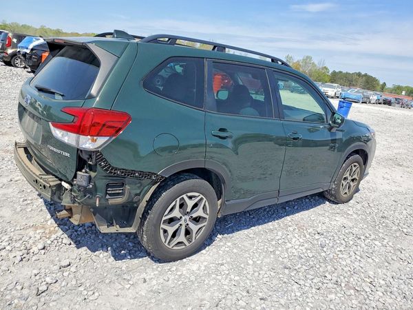 2023 SUBARU FORESTER
