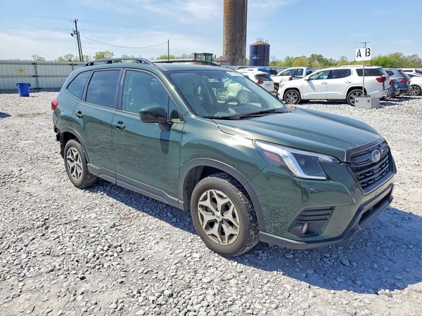 2023 SUBARU FORESTER