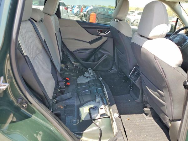 2023 SUBARU FORESTER