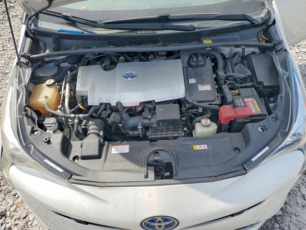 2018 TOYOTA PRIUS