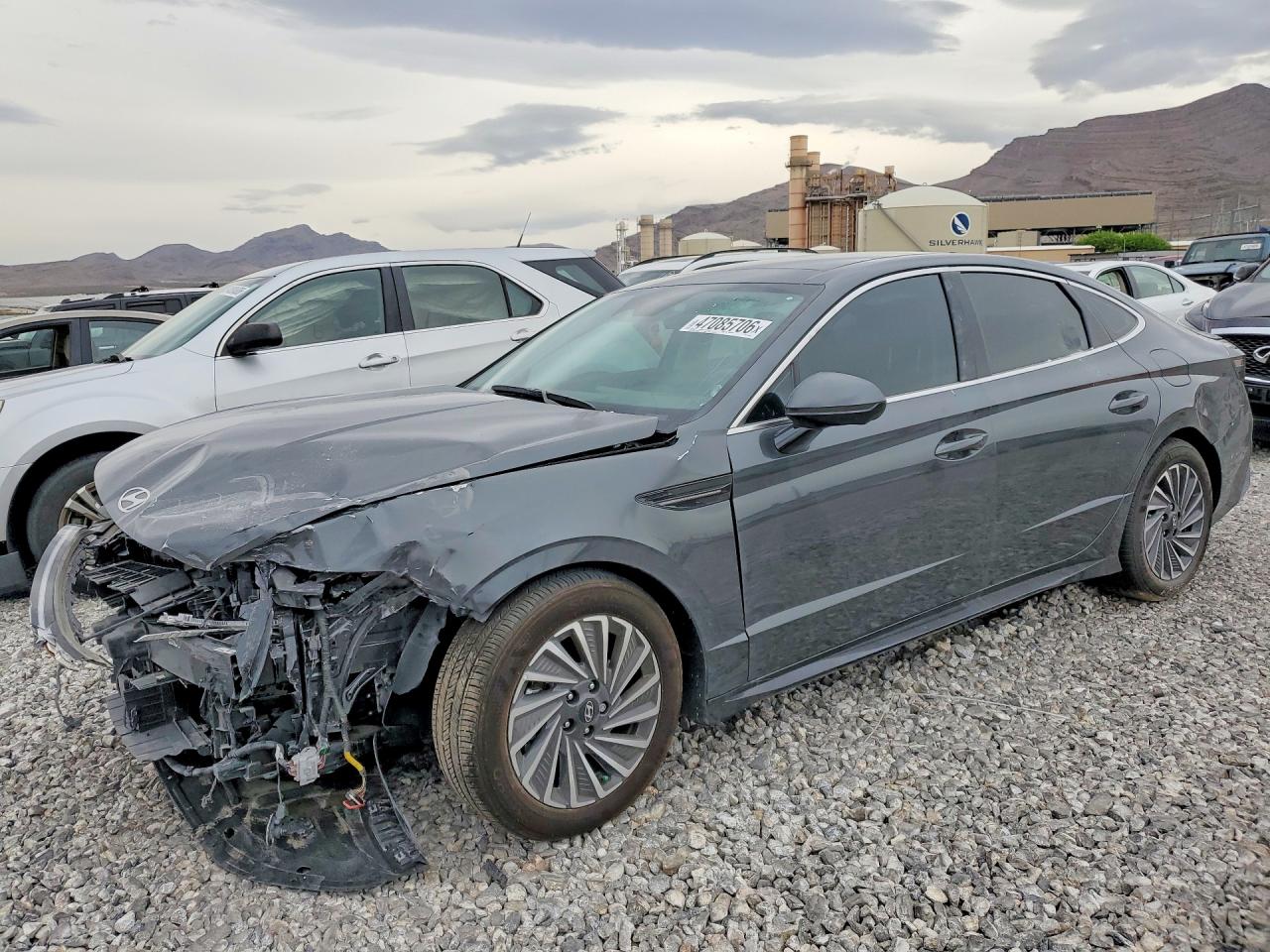 2025 HYUNDAI SONATA HYBRID Limited