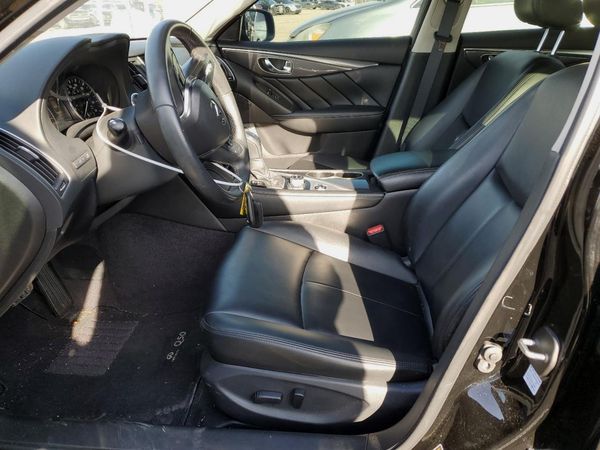 2021 INFINITI Q50