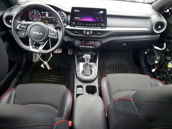 2022 KIA FORTE