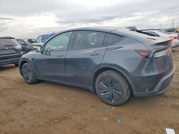 2026 TESLA MODEL Y