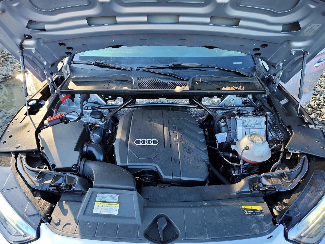 2022 AUDI Q5 S Line quattro Premium