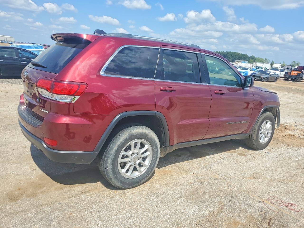 2020 JEEP GRAND CHEROKEE LAREDO 4X4