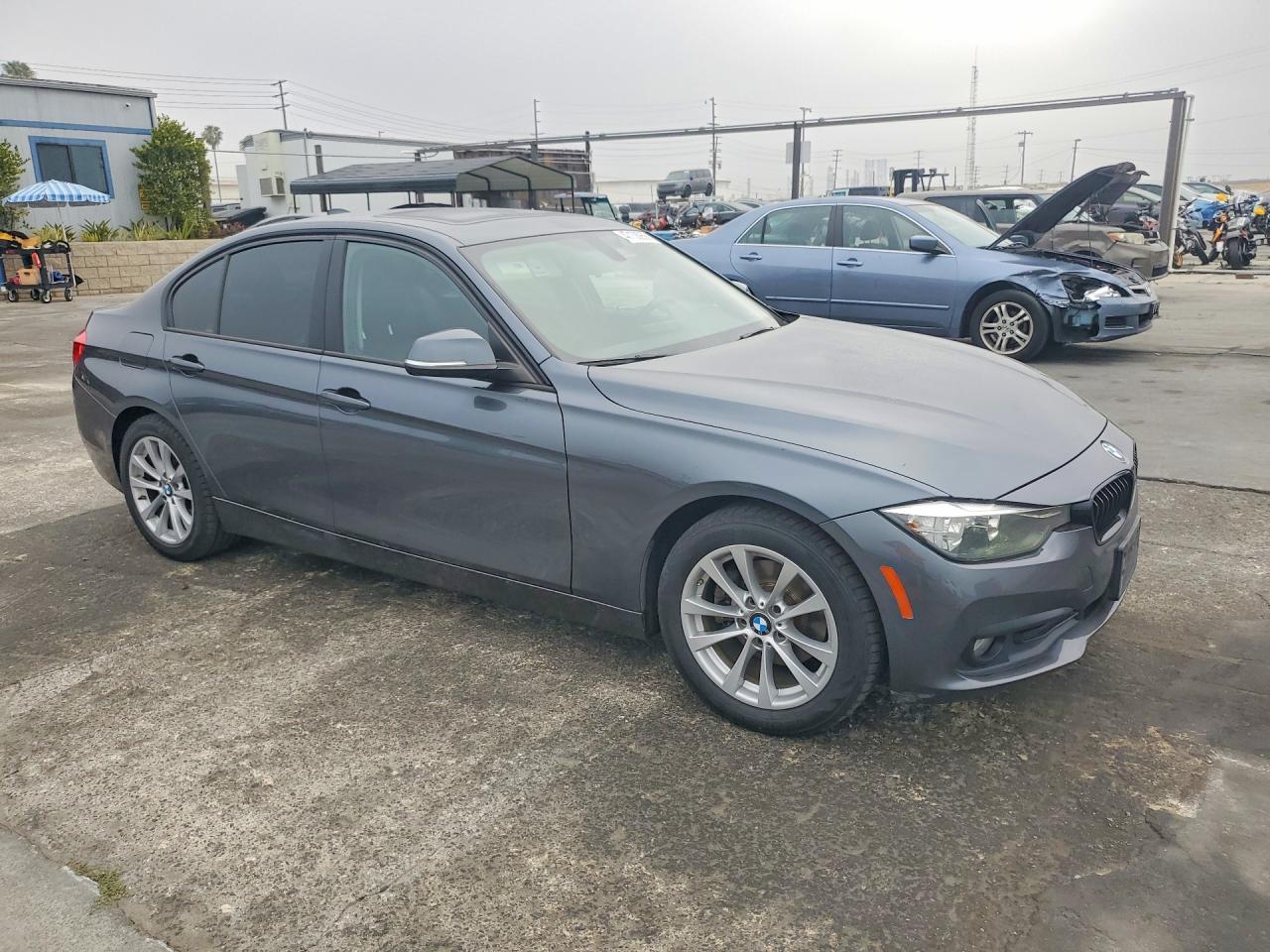2017 BMW 320