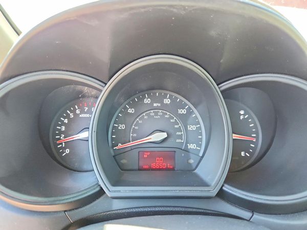 2013 KIA RIO LX