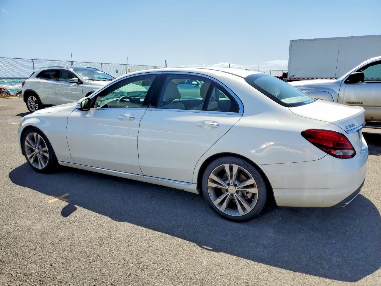 2015 MERCEDES-BENZ C Base
