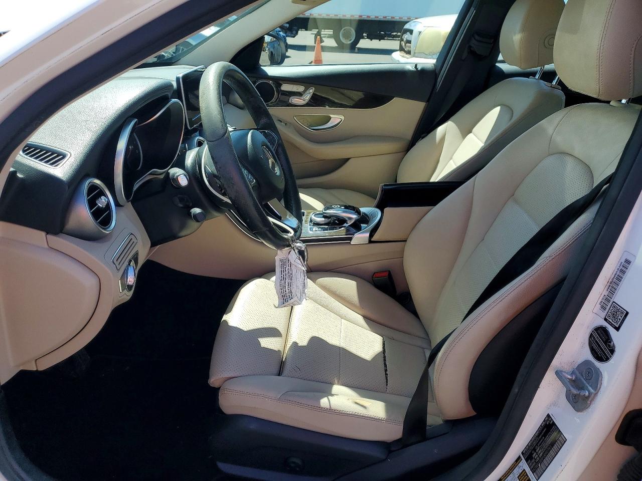 2015 MERCEDES-BENZ C Base