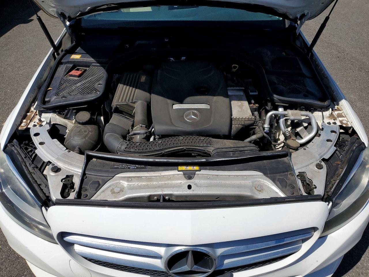 2015 MERCEDES-BENZ C Base