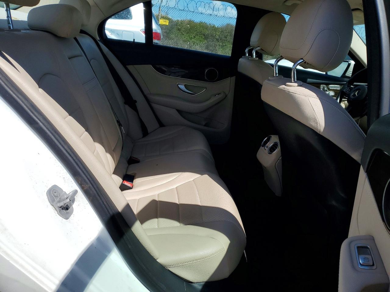 2015 MERCEDES-BENZ C Base