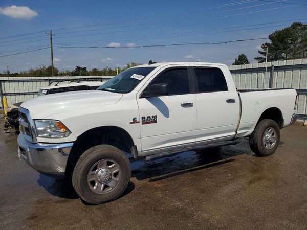 2016 RAM 2500 SLT — Front 3/4