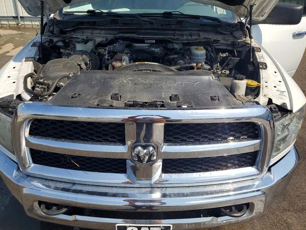 2016 RAM 2500 SLT — Engine bay