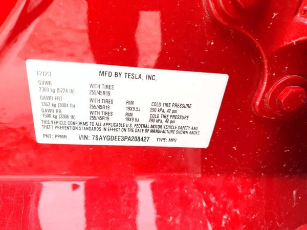 2023 TESLA MODEL Y