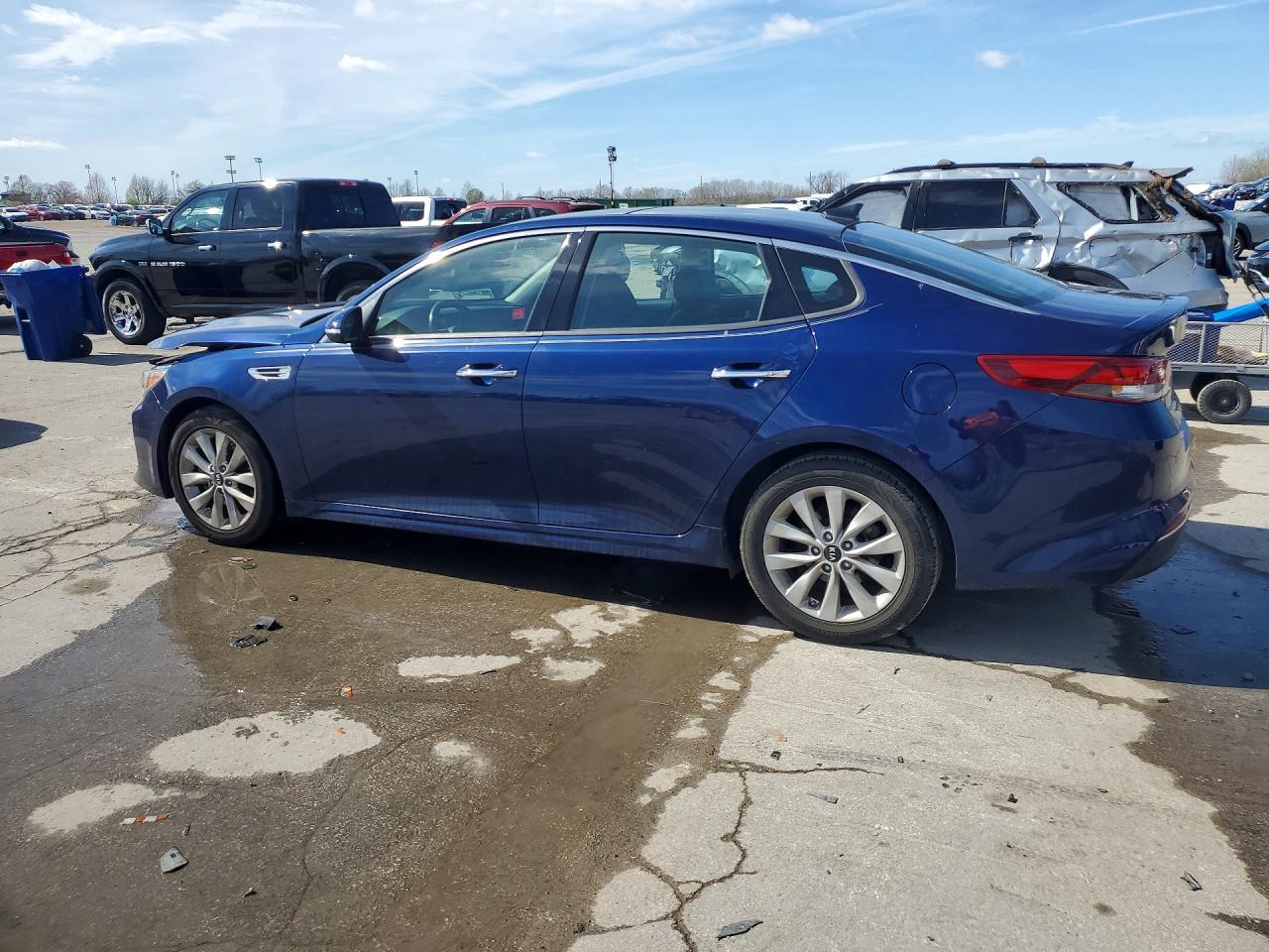 2018 KIA OPTIMA LX