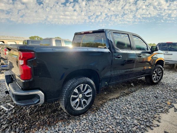 2021 CHEVROLET SILVERADO LT — PSRA