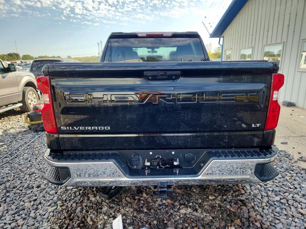 2021 CHEVROLET SILVERADO LT — DIRR
