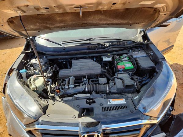 2022 HONDA CR-V EX — Engine bay