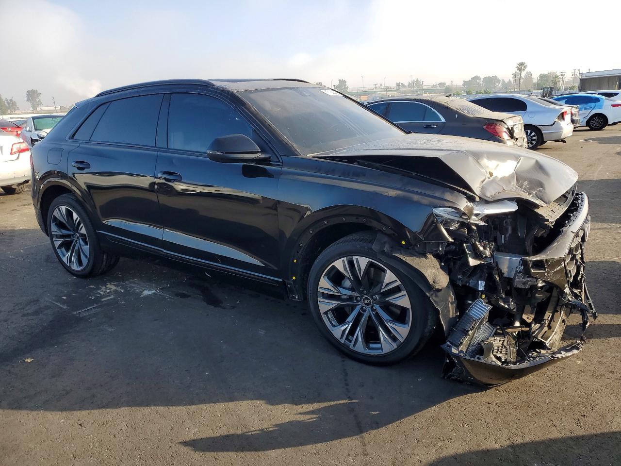 2024 AUDI Q8