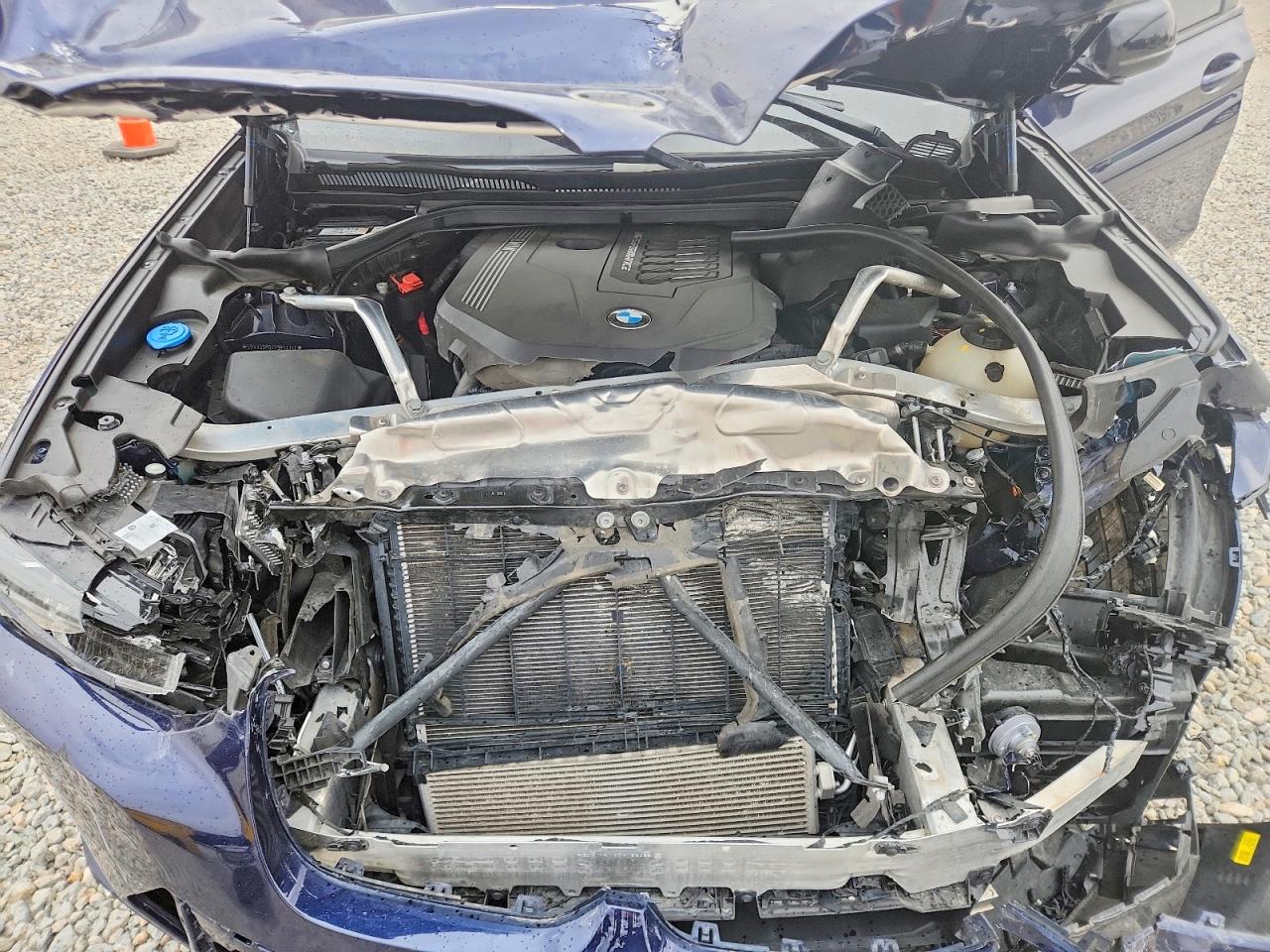 2023 BMW X3 M40i