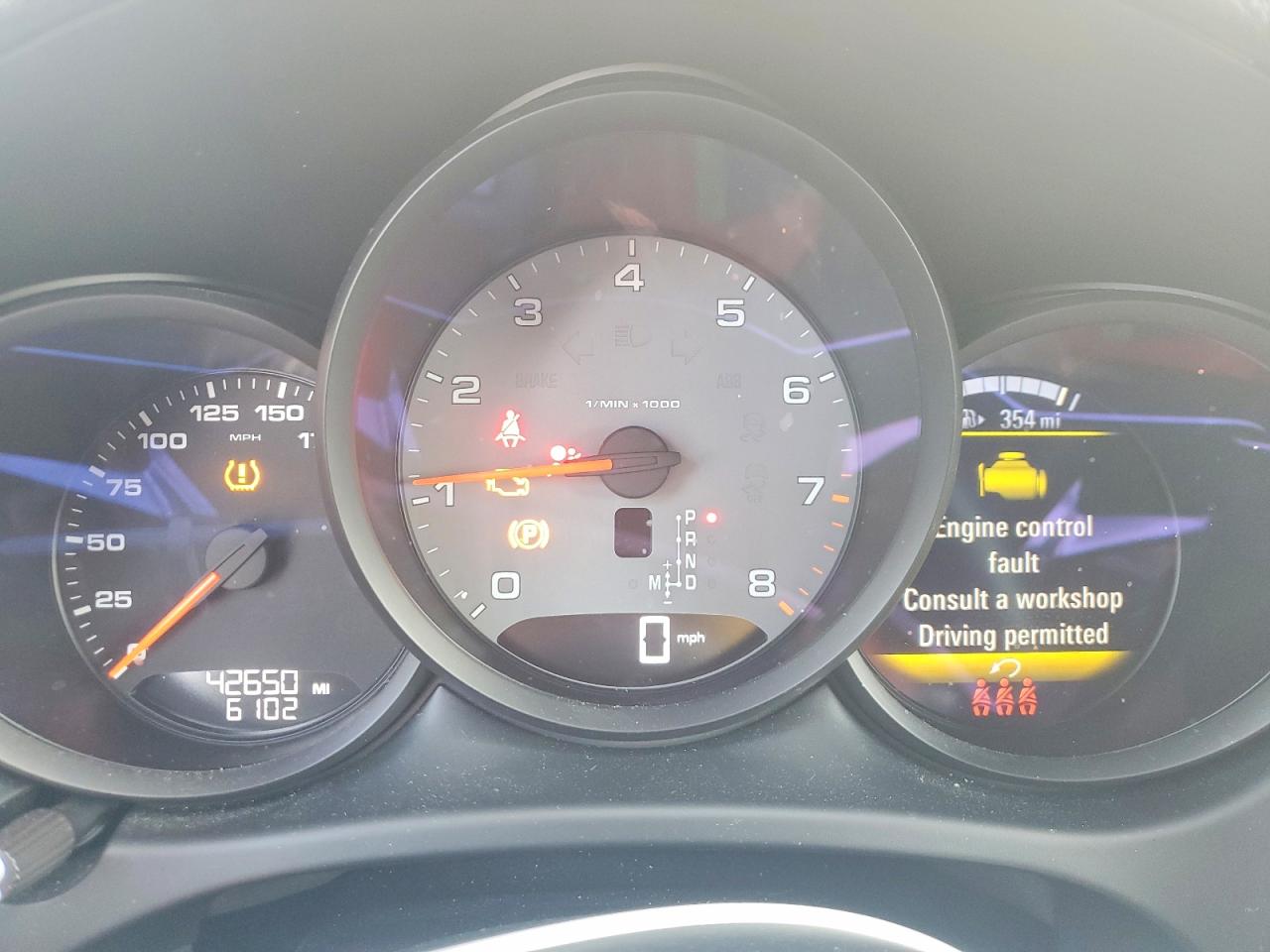 2021 PORSCHE MACAN