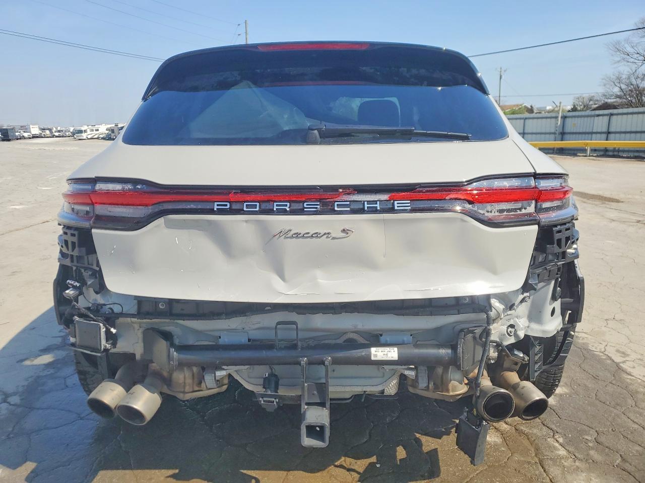 2021 PORSCHE MACAN