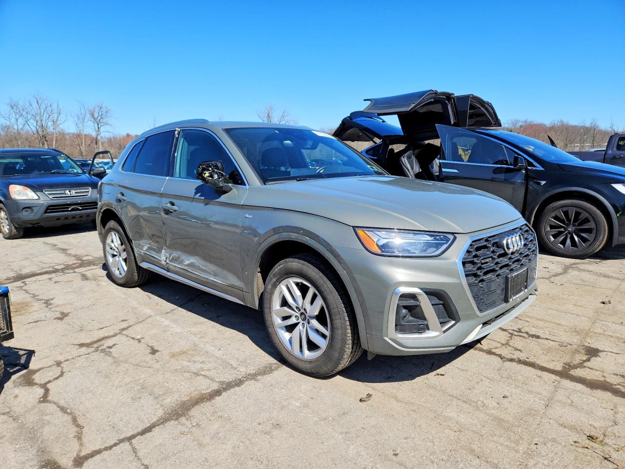 2023 AUDI Q5 S Line quattro Premium