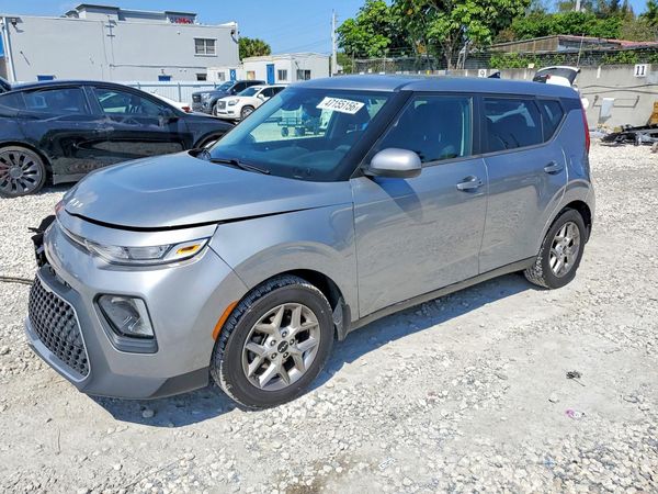 2022 KIA SOUL