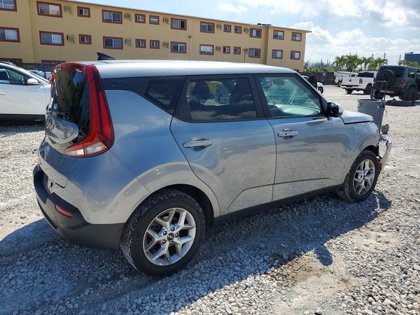 2022 KIA SOUL