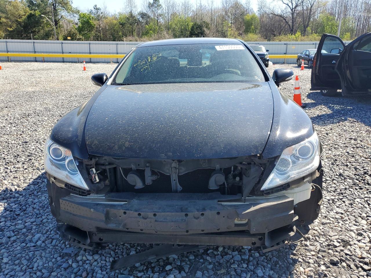 2011 LEXUS LS 460