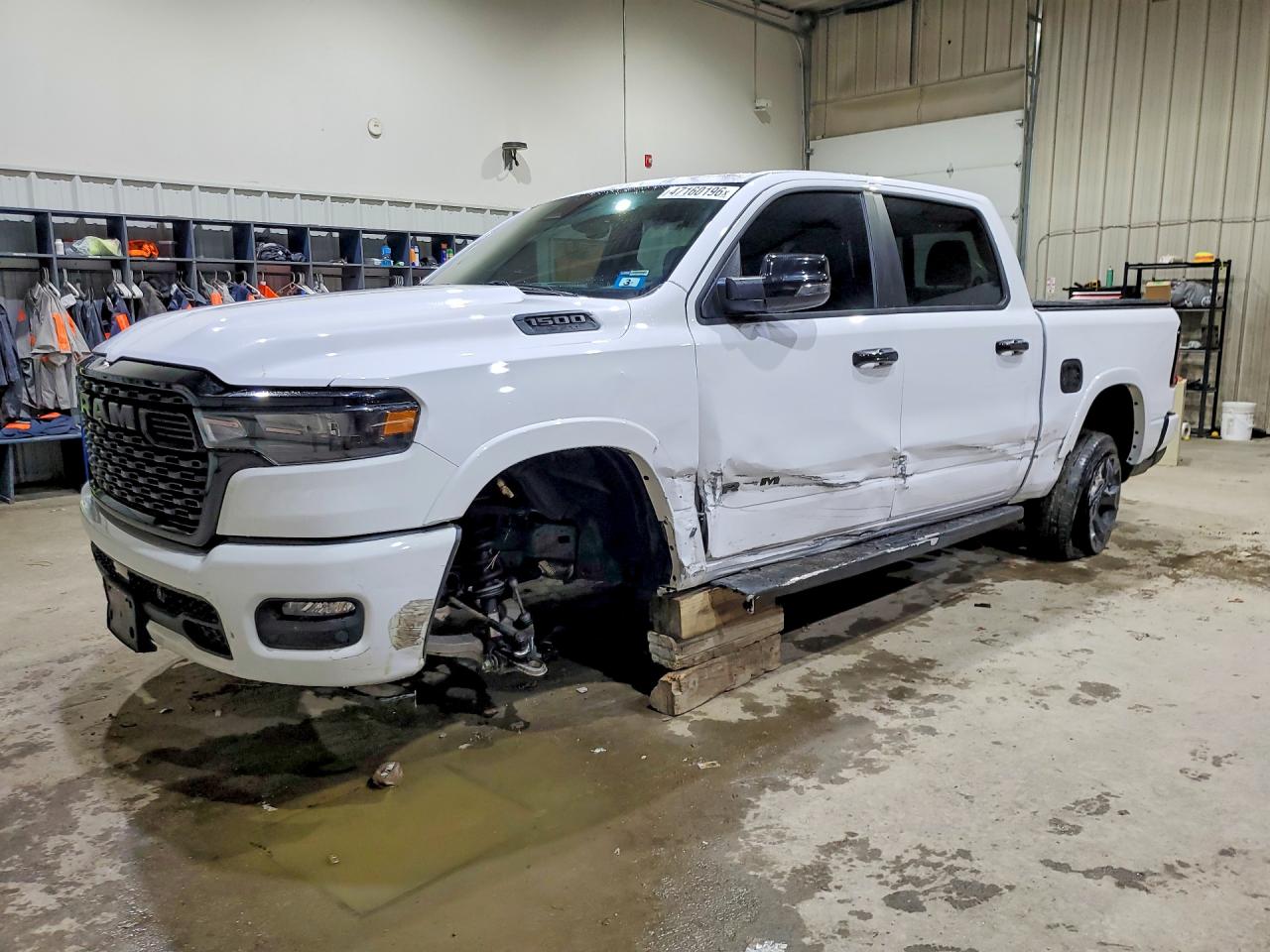 2025 RAM 1500 Big Horn/Lonestar — Front 3/4