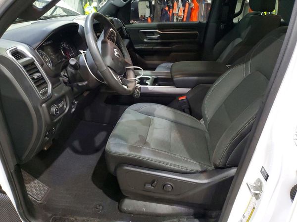 2025 RAM 1500 Big Horn/Lonestar — DENT