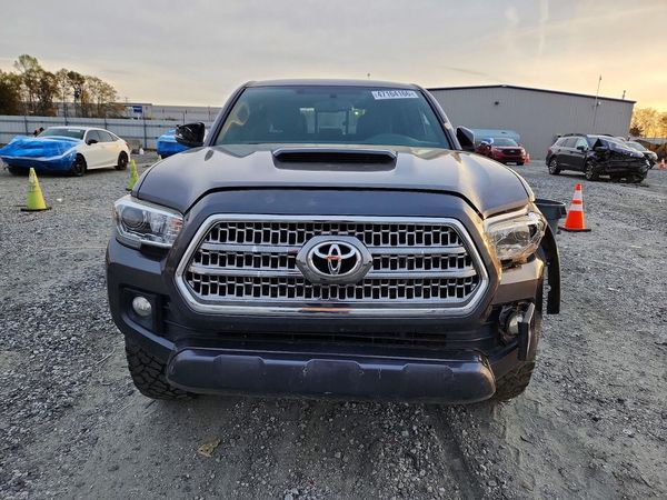 2016 TOYOTA TACOMA