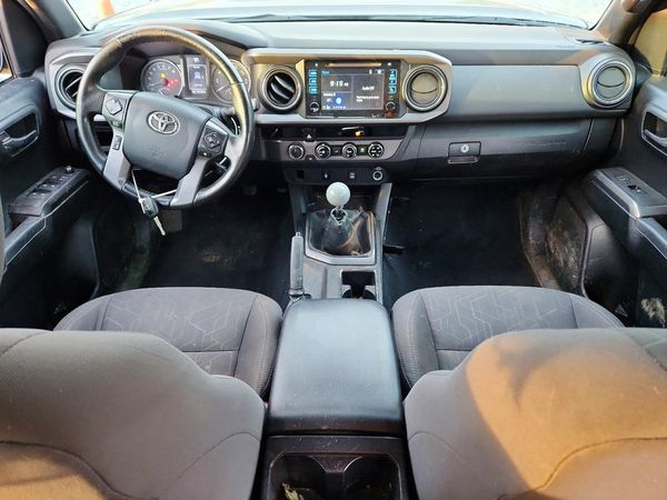 2016 TOYOTA TACOMA